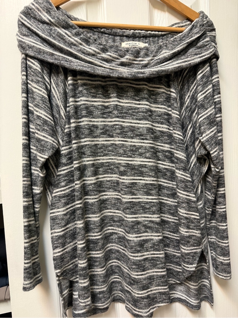CHARLIE O by Kinnucan’s Gray Stripe Off-Shoulder Sweater